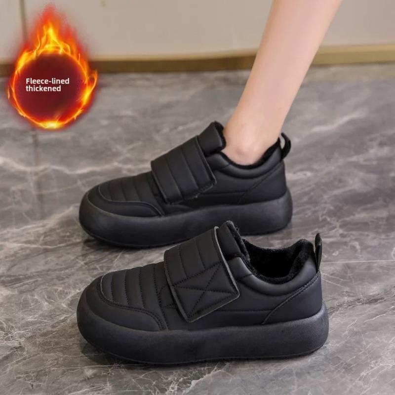 Fashion Women Plush Fur Walking Shoes Black Light Waterproof Winter Keep Warm Home Outdoor Comfortable Snow Boots Fitness Flats Sneakers