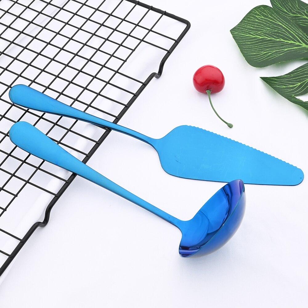 Blått middagsservise bestikksett rustfritt stål bærbart kjøkken kakespade serveringsgaffel skje dørslag skje salatgaffel servise