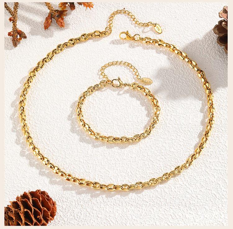 Chunky Link Necklaces for Women, Waterproof Gold Plated Statement Chain Necklace, Stainless Steel Minimalist Jewelry