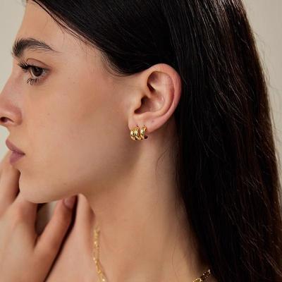 1pair C- Type Simple Light Luxury Earrings for Women Couples  Classic Prevent Allergy Design Jewelry Gift Party Accessories