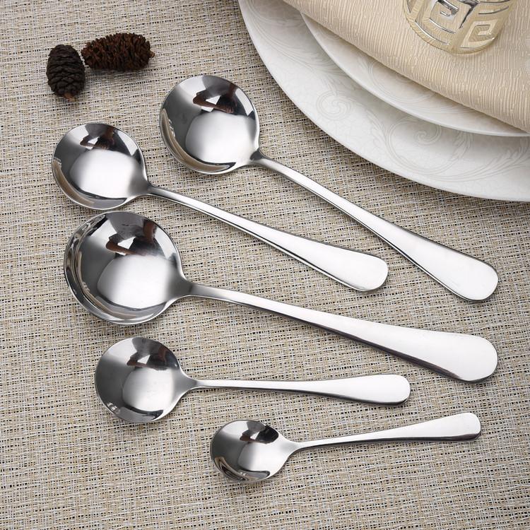 12-teiliges Heavy Duty Esslöffel-Set, 7,4" Löffel Lebensmittelgeeignetes Besteckset, Spiegelfinish, Ergonomisch, Spülmaschinenfest für Zuhause, Küche, Restaurant