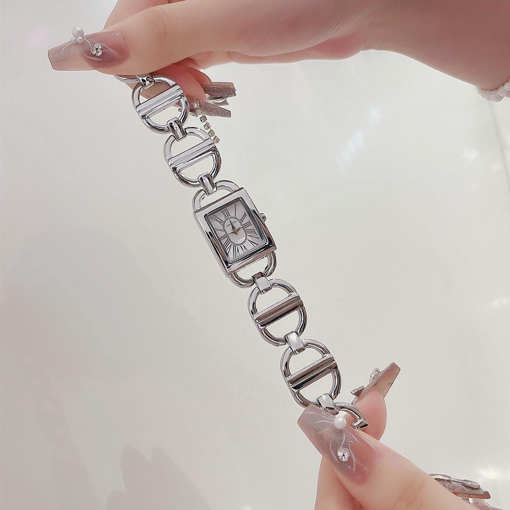 Fashion Watch Rectangle Ladies Watch Roman Face Bracelet Quartz Waterproof Watch Fashion