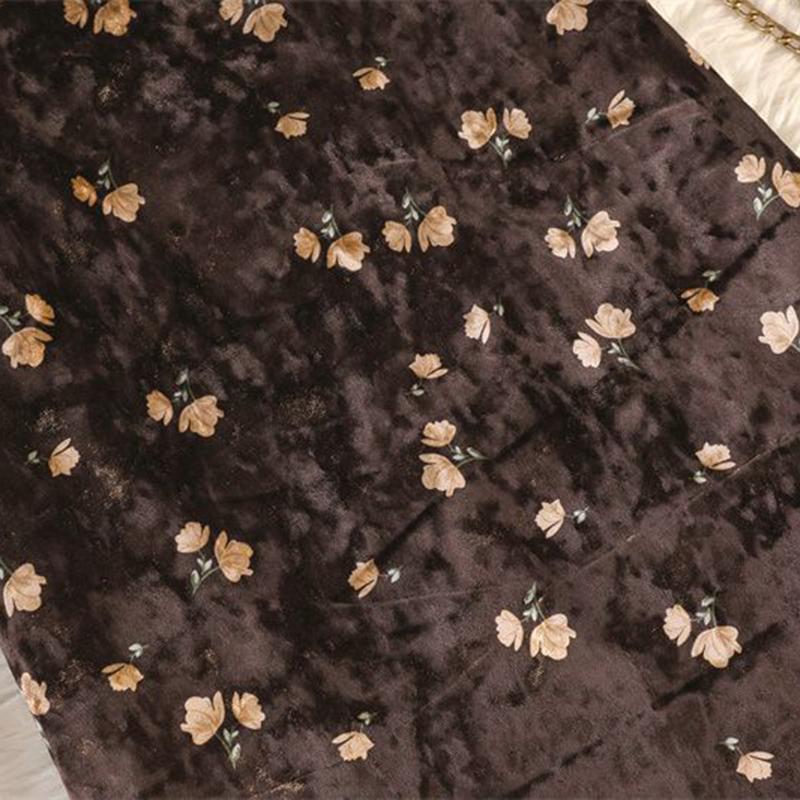 Fusta pe jumatate de toamna si iarna Fusta de dama Retro auriu cu imprimeu din catifea Fusta lunga de dama