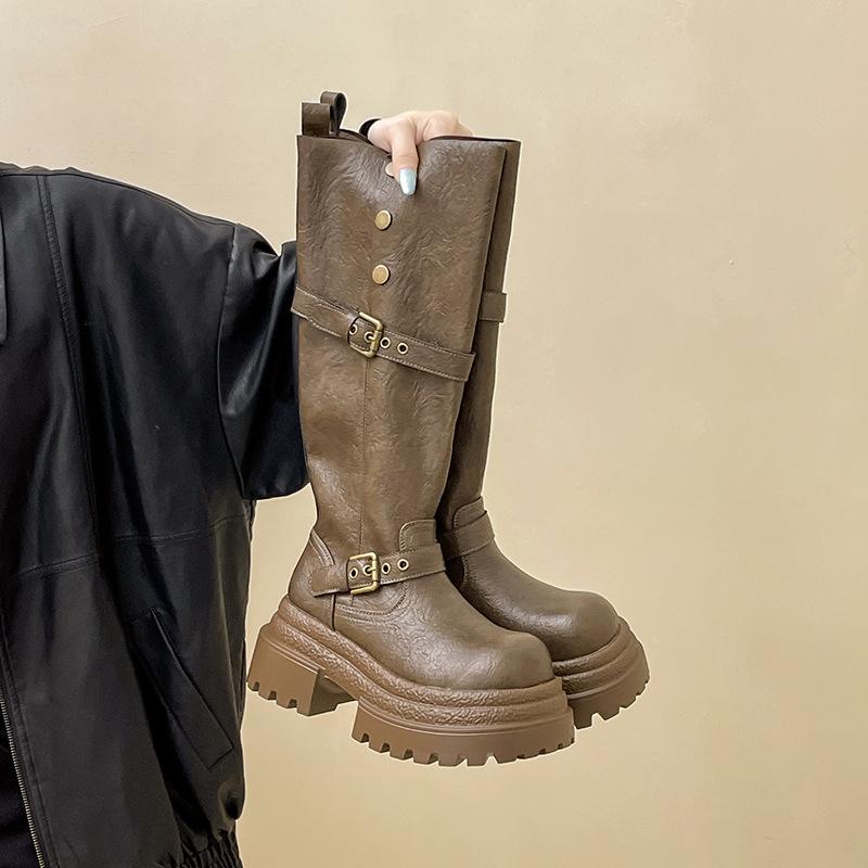 

Модные ботфорты до колена 2025 осень и зима новые на толстой подошве универсальные увеличивающие рост и стройнящие с юбкой рыцарские сапоги модные сапоги 40 коричневый