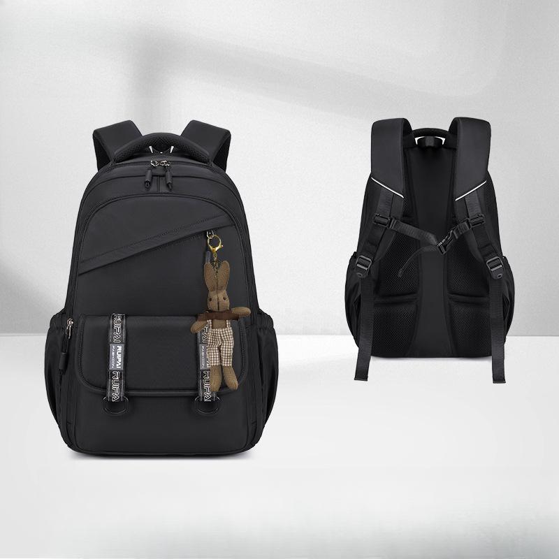 Schoolbag for Junior High School Girls: Large-capacity, Light-duty and Spine-protecting Schoolbag for Girls In Grades Three To Six of Primary School