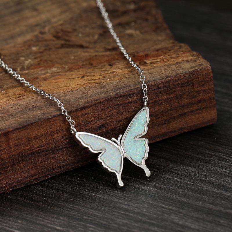 European, American and Korean Niche Platinum White Opal Butterfly Necklace Women's Versatile Collarbone Chain
