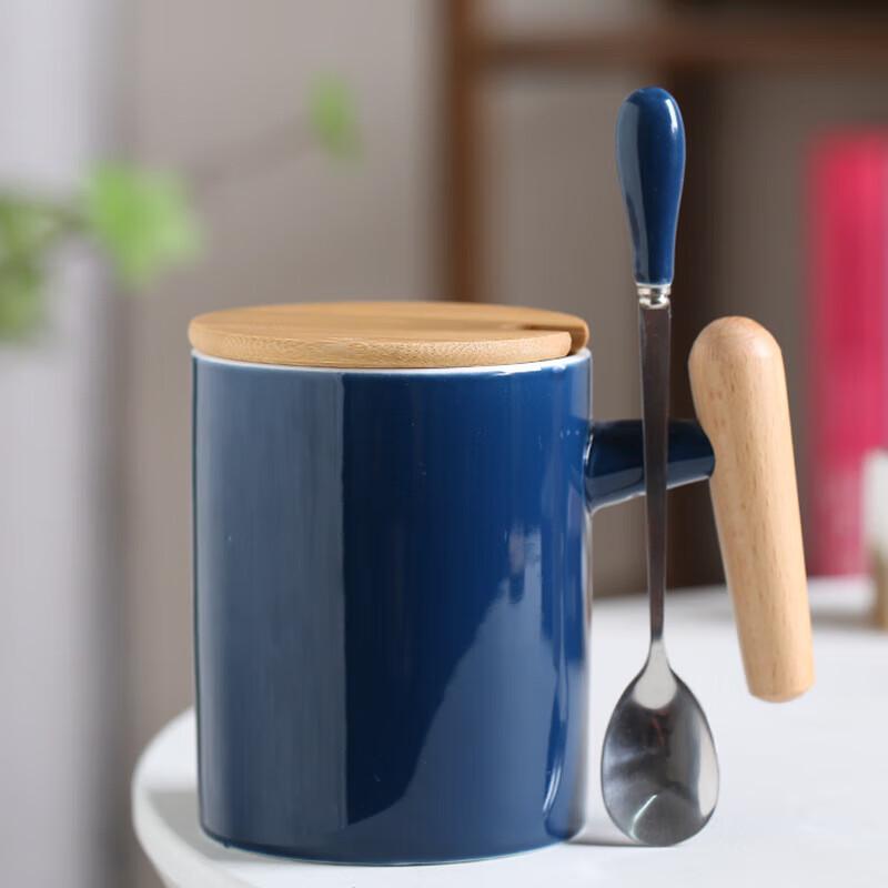 

Chaxun Dehua Ceramic Mug with Wooden Handle