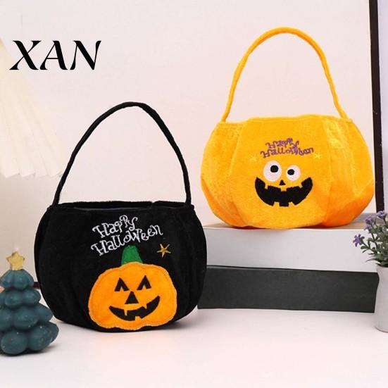 Cute Holiday Gift Bags Halloween Pumpkin Candy Bag, Cartoon Velvet Plush Treat Tote for Storage Kids, Reusable Trick or Handbag, Party Favor