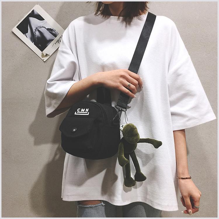 Canvas Bag For Women With Print Design And Zipper Closure For Daily Use