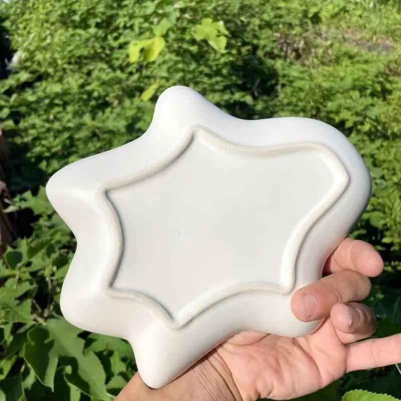 3D Regular Ceramic Plate Large Capacity Ghost Tray Cartoon Ghost Decorative Plate Food Dessert Candy Salad Snack Plate