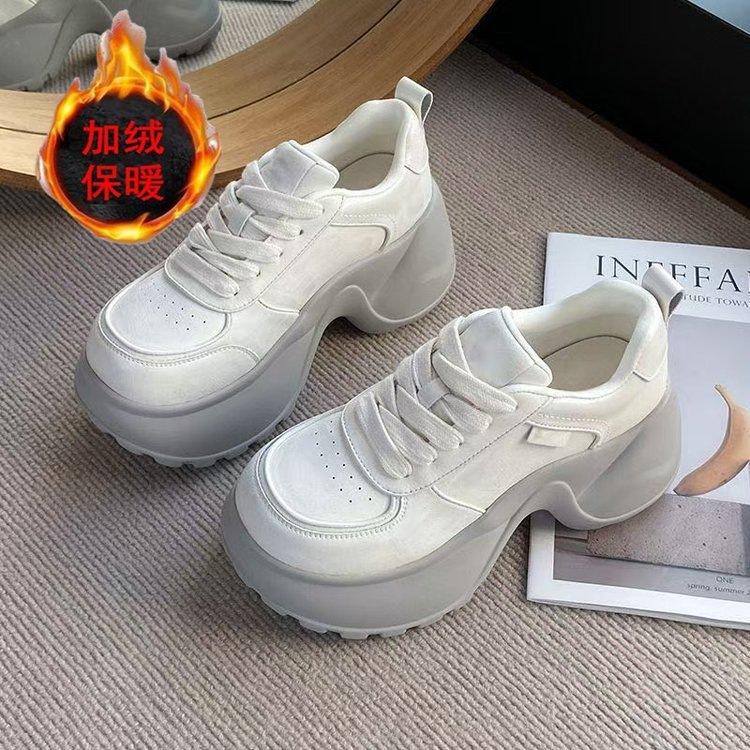 Muffin shoes platform heightening sneakers dad shoes winter 2025 new small wide-leg pants fashion women's shoes
