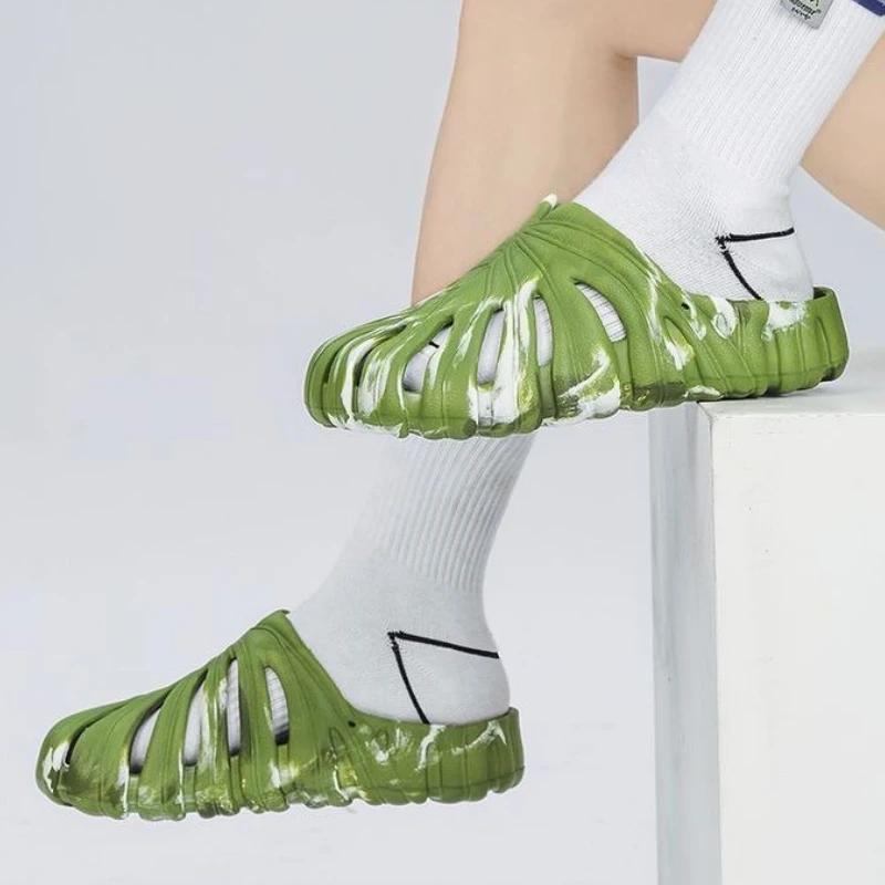 Hole Sandals Man Outdoor Beach Shoes Platform Cheap Liquidation Y2k Fun High Quality Eva Summer Sale Slippers for Men