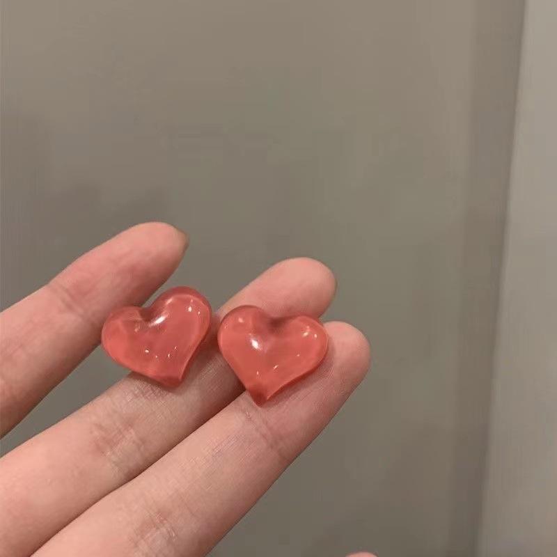 

Unique jelly love earrings suitable for summer, niche design sense, advanced cold style, new trendy girl