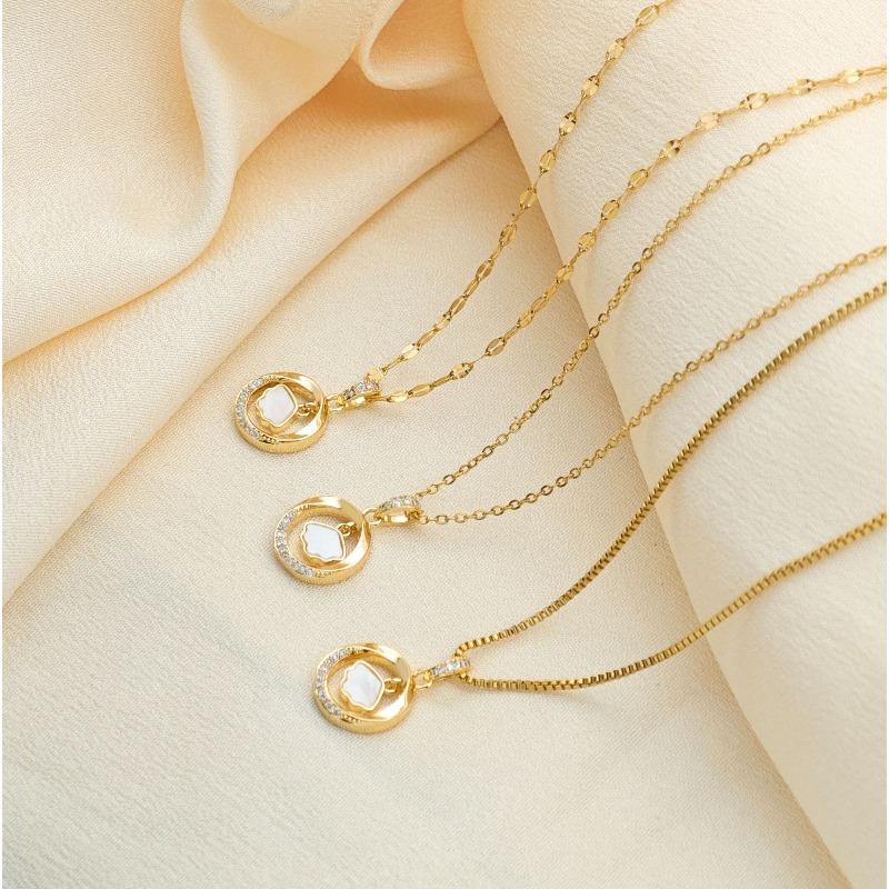 Necklace Women's Round Ring Dazzling Shell New Style Necklace Fan-shaped Fashionably Simple Elegant Accessory