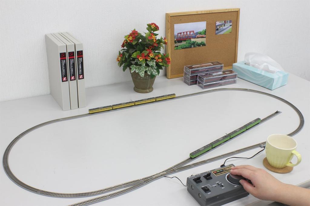 Rokuhan Z gauge storage track set rail set F R080 model railroad supplies