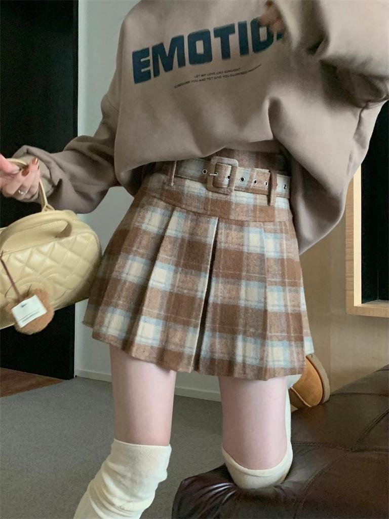 Women's Retro Plaid Wool Blend High Waist Pleated Skirt - Autumn/Winter Academy Style A-Line Short Skirt