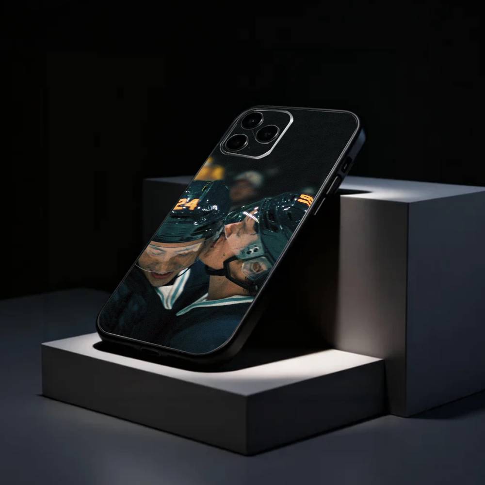LGBTQ H-Heated R-Rivalry Ice Hockey Phone Case Silicone Soft For IPhone 17 16 15 14 13 12 11 X XR Plus Pro Max Plus