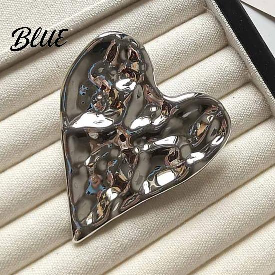 Collar Brooch Irregular Pleated Heart Shape Metal Pin Sweaters Coat