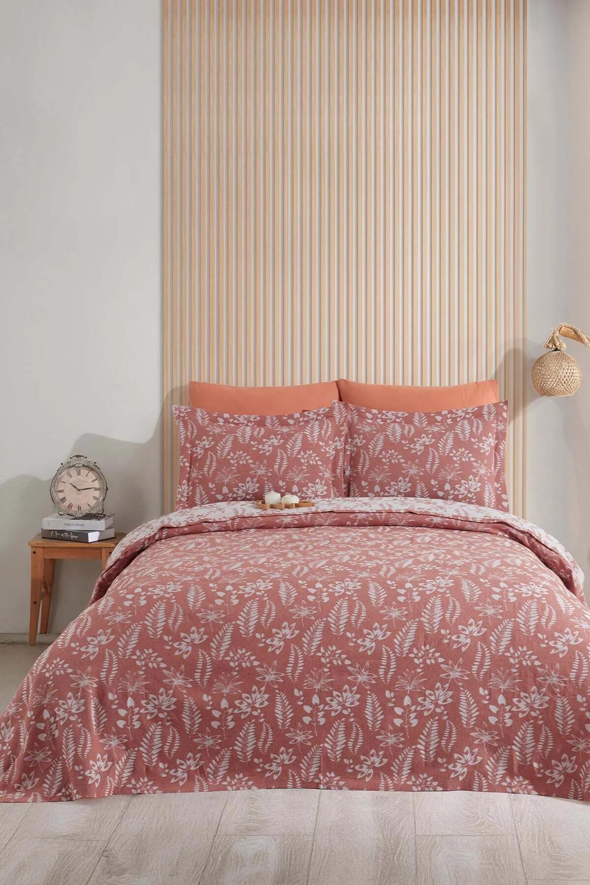 

Комплект льняных покрывал с цветочным мотивом, 3 предмета, двойная корица