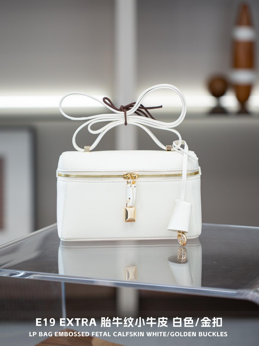 

Дополнительная закусочная коробка из коровьей кожи Ретро Большая вместимость Ручная Одинарный кожаный органайзер Маленькая квадратная сумка Женская 20cm белый