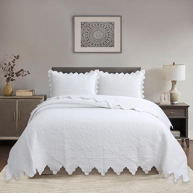 

European Style Eggplant Bedspread Three-Piece Set: Solid Color Quilted Pure Cotton 230x250cm Quilt + 2 Pillowcases 50x70cm