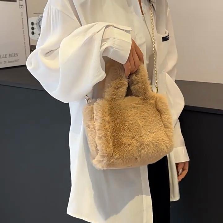 Winter Faux Fur Shopper Tote Bag for Women Plush Handbag Designer Fluffy Wool Shoulder Bag Women Furry Crossbody Messenger Bag KTB