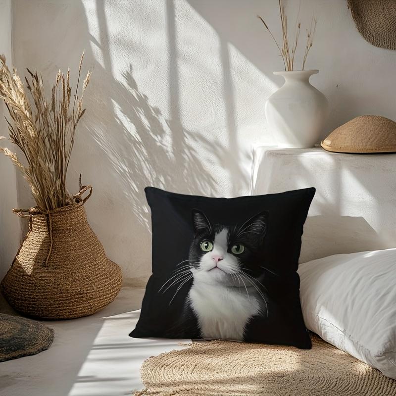 Cute Cat Pillowcase, High-Definition Black & White Kitty Design for Pet Lovers, Soft Cotton Cushion Cover with Adorable Style