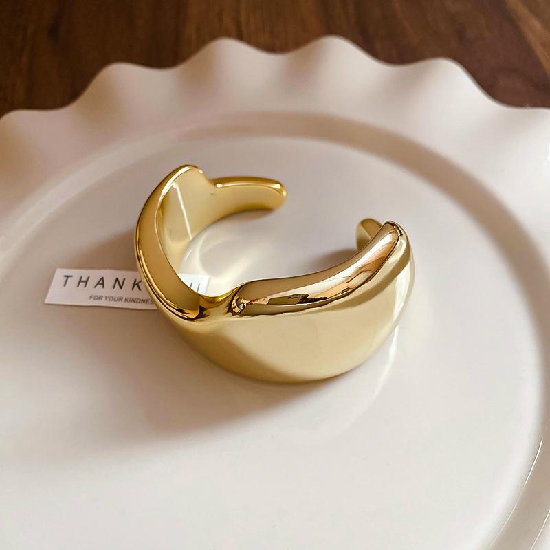 

Элегантный геометрический квадратный браслет-волна: Высококлассный модный браслет для женщин