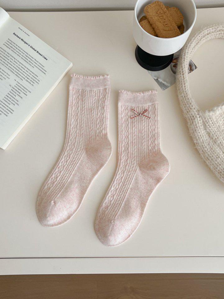 Autumn Lace Ruffle Bow Embroidery Cotton Mid-Calf Socks for Women