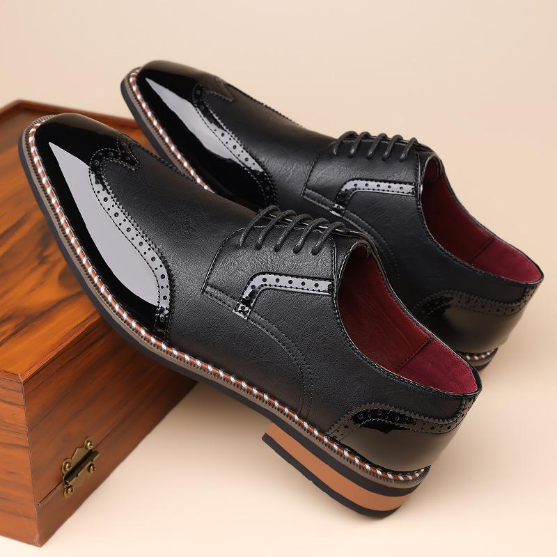 Large Size Men's Brock Carved Lace-Up British Style Business Dress Leather Shoes