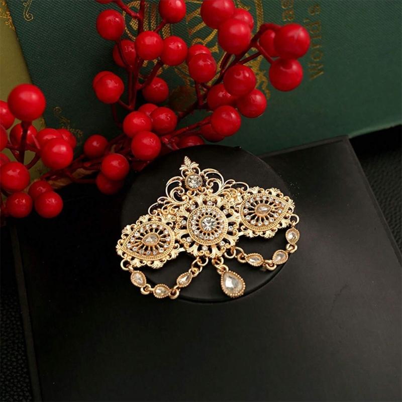 Crystals Arabic Brooch Featuring Hollow Out Tassels Designs For Women Bridal Caftan Pin