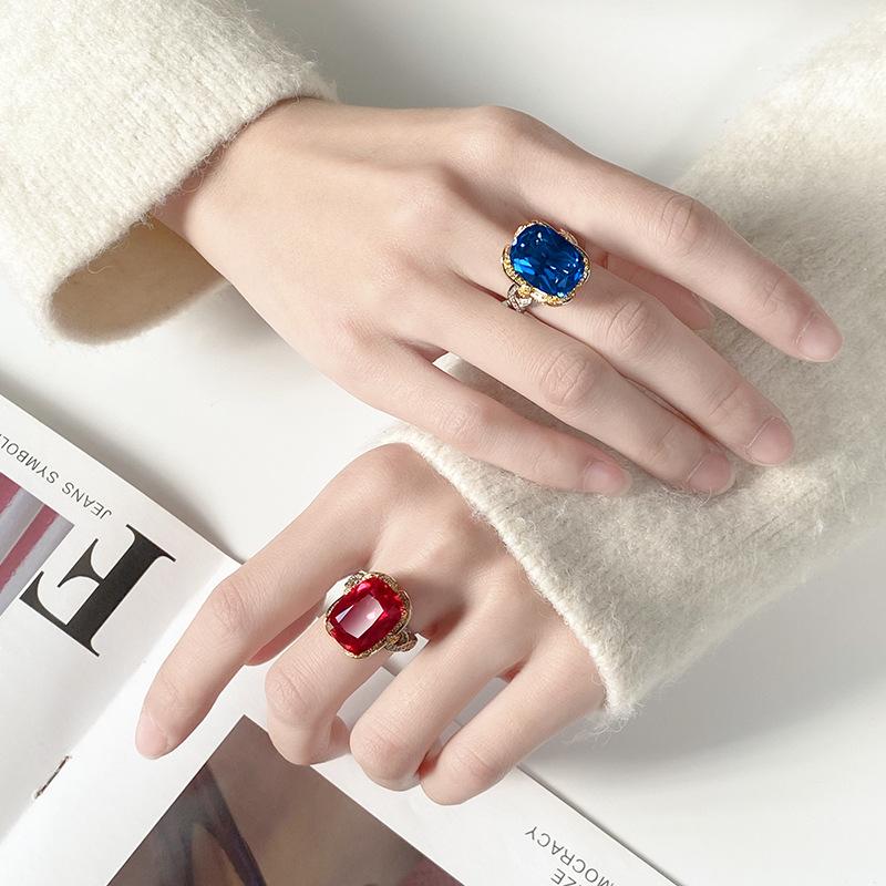 Jewelry Copper Bottom Gold-Plated Simulation Red Corundum Blue Spinel Bow Ring 12 * 16