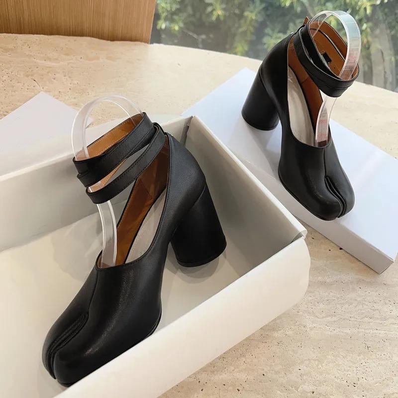 Vintage Spring Fashion Slipt Toe Tabi Women Pumps Chunky Round Heeled Ankle Strap High Heels Patent Leather Party Shoes