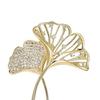 Kobiety elegancki kształt liścia miłorzębu broszka błyszczące cyrkonie inkrustowane przypinka do garnituru kołnierz szal szalik odznaka kostium akcesoria