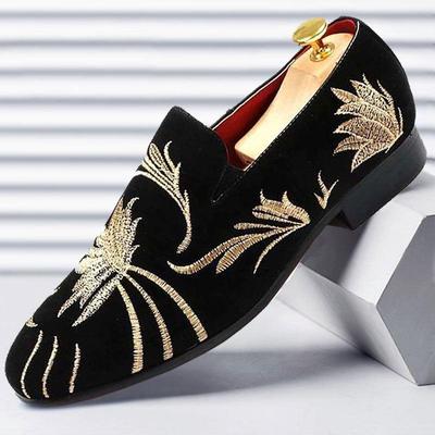 Mocassini da Uomo a Punta alla Moda Ricami Etnici Camouflage Stampa Farfalla Mocassini British Barber Scarpe da Guida da Uomo Scarpe da Festa