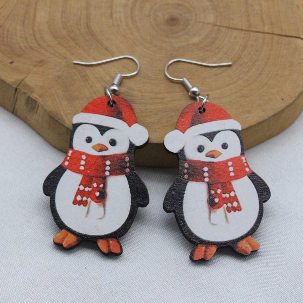 1 Pair of Cute Cartoon Christmas Penguin Wooden Pendant Earrings with Simple Style, Suitable for Daily Wear All Year Round