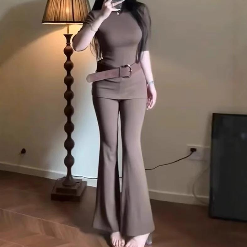 

2025 Spring/Summer Pure Style Semi-High Neck Belted Five-Sleeve T-shirt Medium