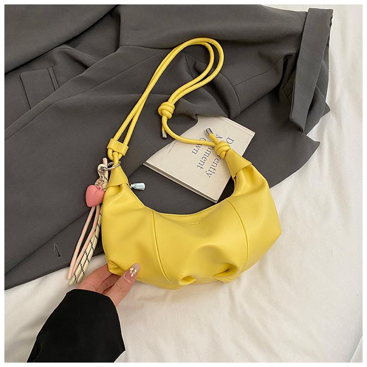Casual commuter dumpling bag women's 2025 new trendy fashion versatile shoulder bag pleated slack messenger bag