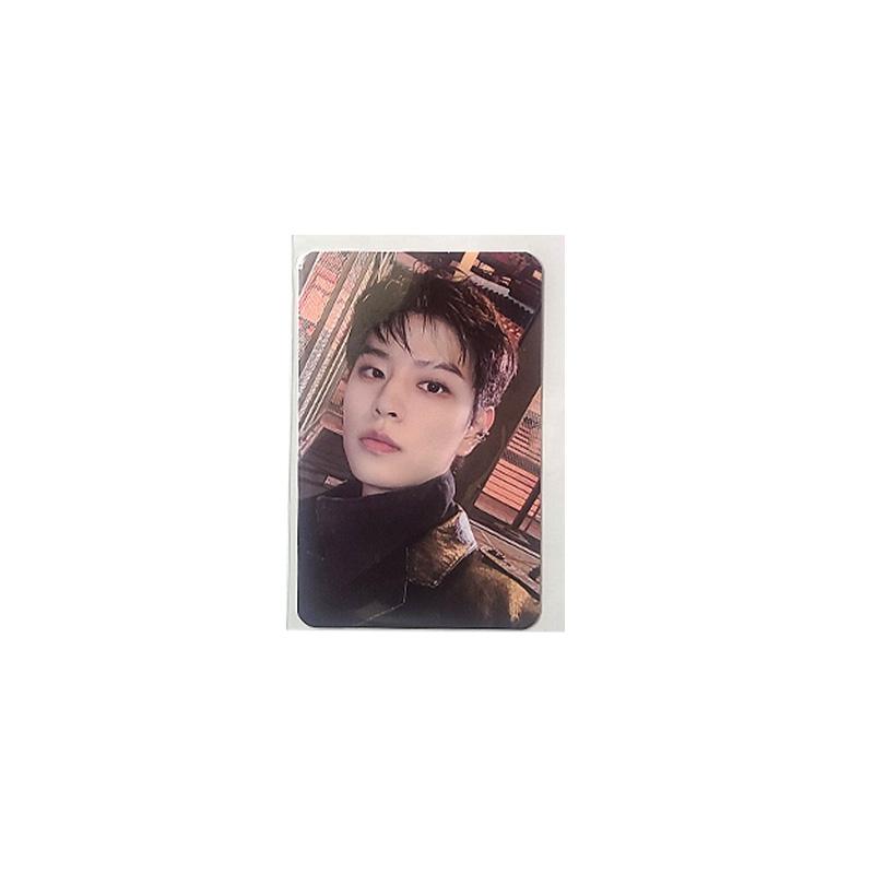 

[ПРЕДЗАКАЗ] Stray Kids - SKZHOP HIPTAPE (HOP) (SoundWave Benefit) Seungmin