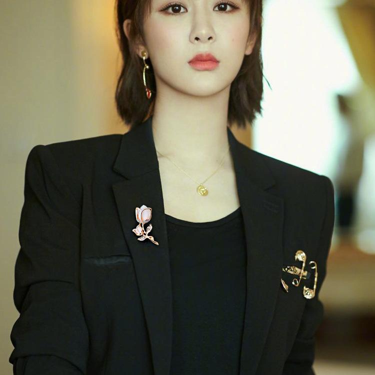 Atmospheric Tulip Brooch High-End Femininity Anti-Light Pin Niche High-End Corsage Suit Accessories