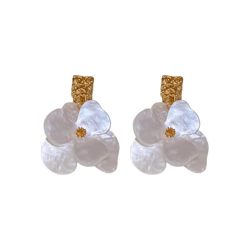 Gümüş İğne Akrilik Çiçek Küpeler - Abartılı Moda, Hafif Lüks ve Zarif Tasarım.