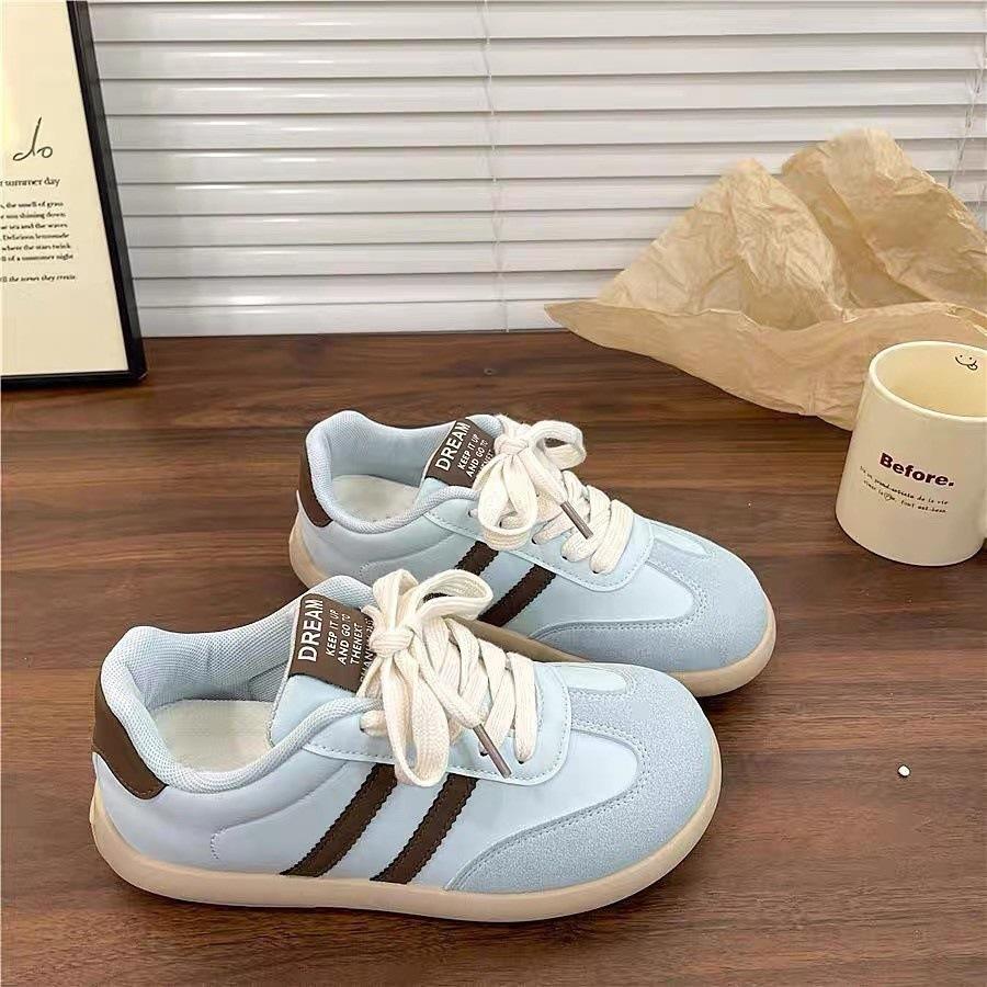 

High-end soft-soled casual moral training shoes for women s 2025 spring new versatile students lightweight sports board shoes white shoes 40 озеро синий