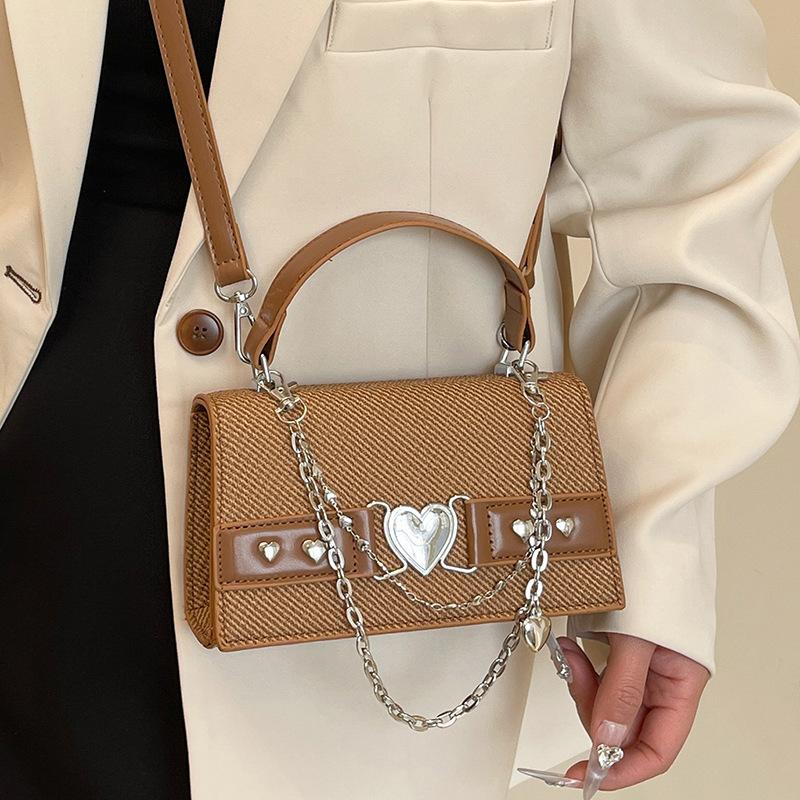 Trend niche Spice Girl Wind Chain Hand Carry Small Square Bag Versatile Personality Design Sense Single Shoulder Crossbody Bag Female