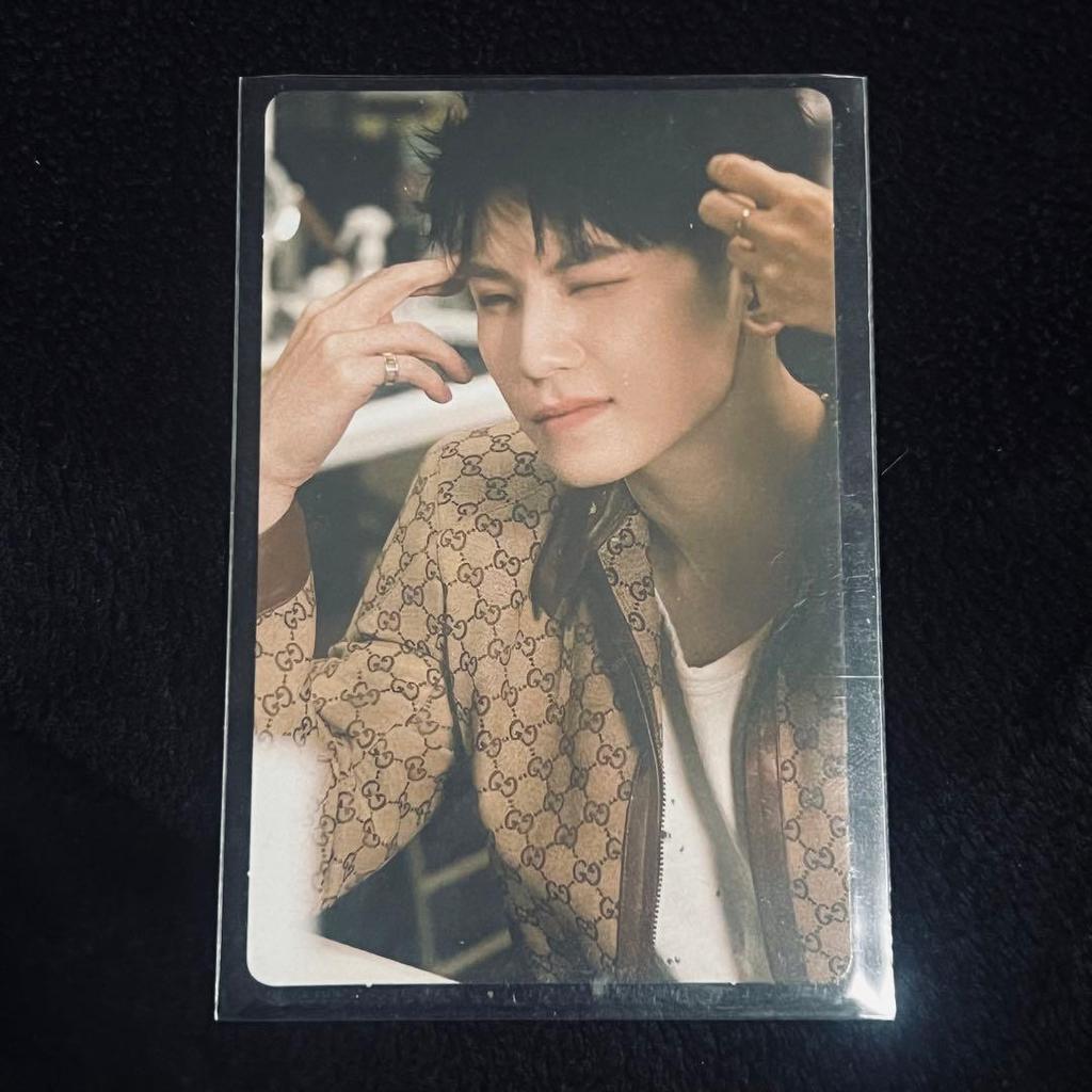 [USED] Uzi Ruby Trading Card 9