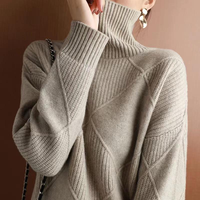 European & American Style Loose Knitted Pullover: Women's Solid Color High Neck Diamond Sweater