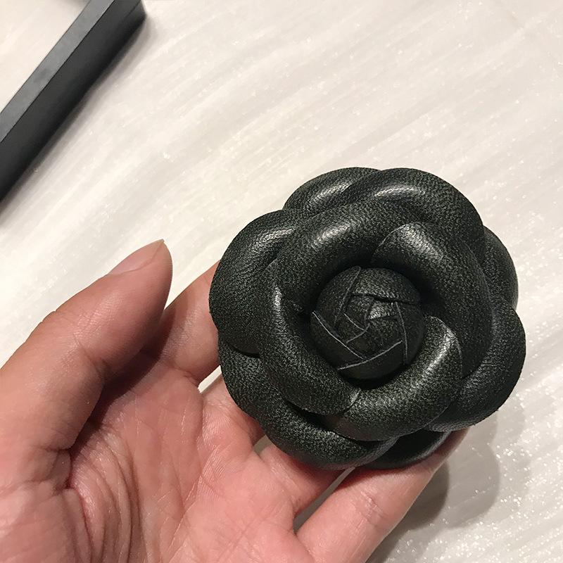 Luxury Camellia Leather Flower Brooch - Elegant Handmade 3D Corsage Pin for Women