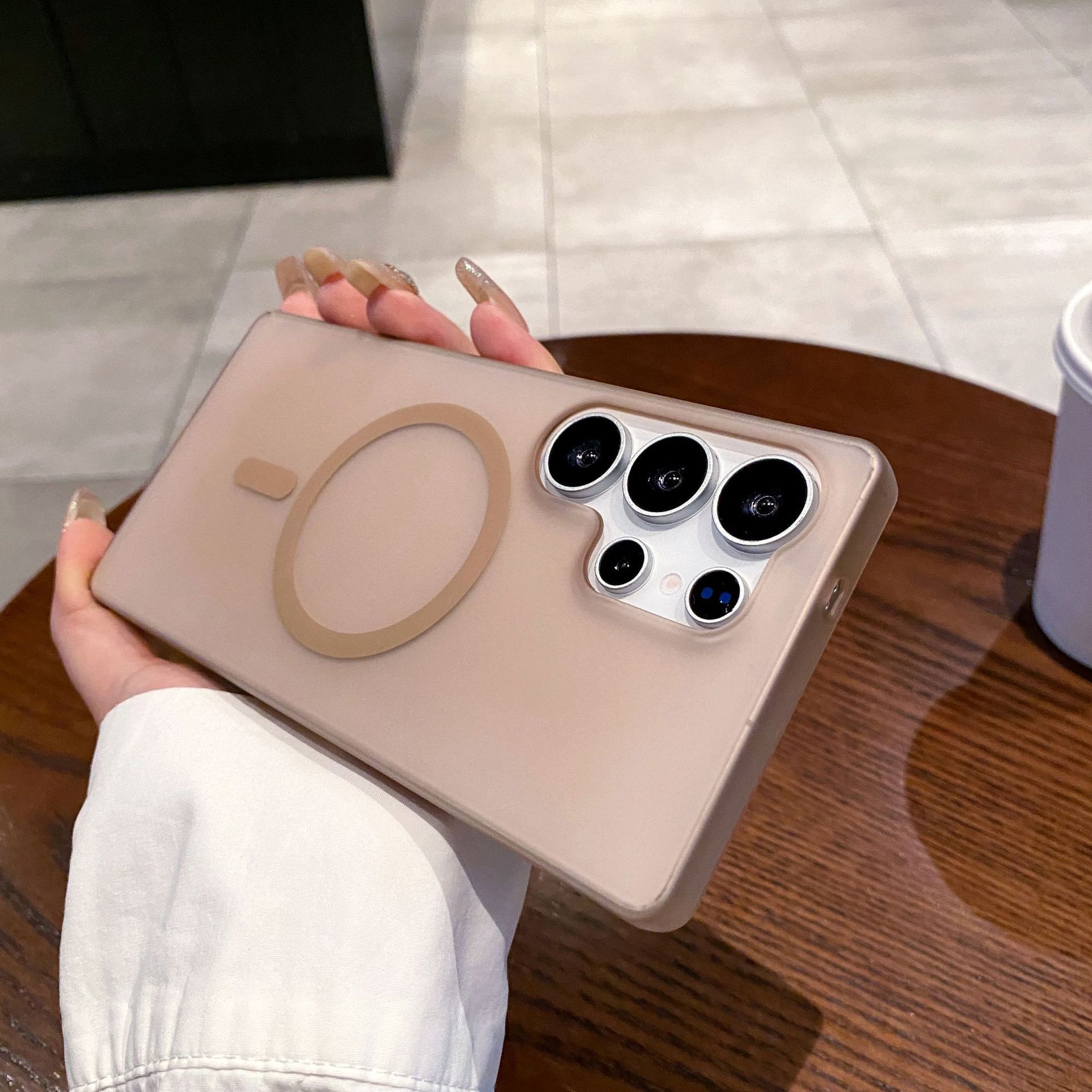 

Ice Fog Matte Suitable for Samsung S25 Ultra Magnetic Suction Mobile Phone Case Samsung A55 Ultra Thin A16 Anti Slip Anti Fall Protection A06