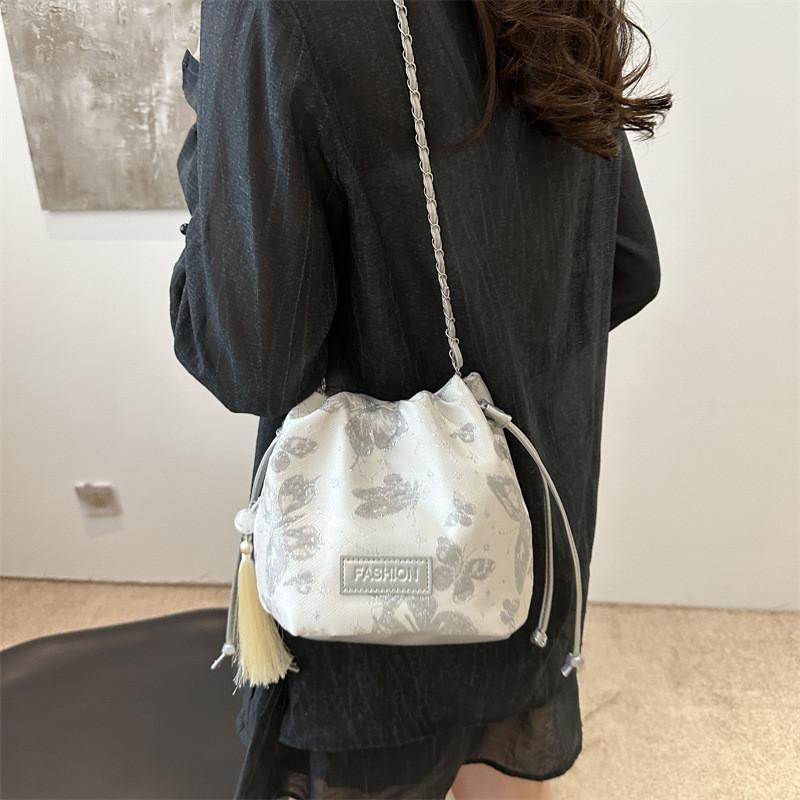 Minimalist Fashion Shoulder Bag For Women 2024 Trendy Summer Large Capacity Pu Bucket Bag
