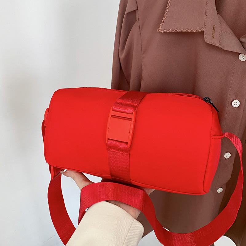 Trendy Oxford Cloth Pouch Bag In Chic Colors Perfect For Spring Outfits
