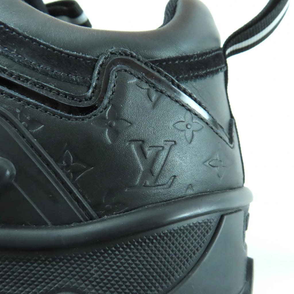 Pristine LOUIS VUITTON Sneakers Lash Line Black Leather Women 37 Used